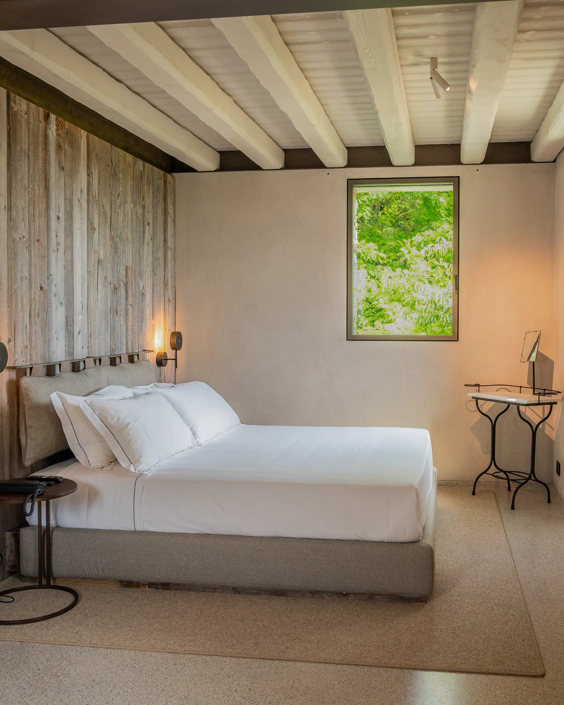 Suite Autobiography at Borgo Taurino — dwelling with exclusive private garden and pool view